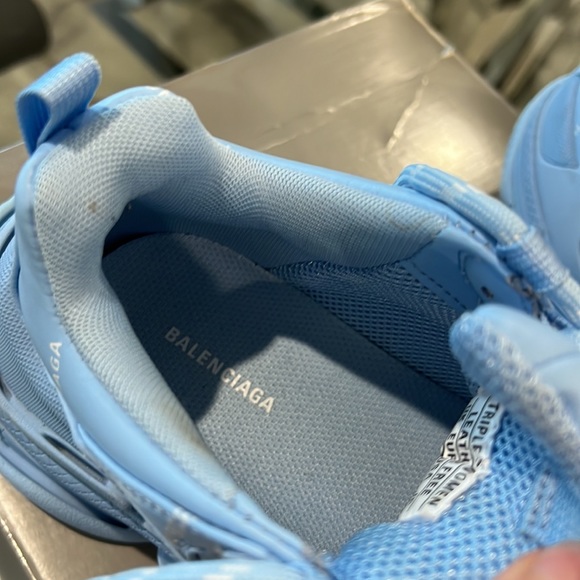 Balenciaga Triple S Sneaker - Picture 15 of 17